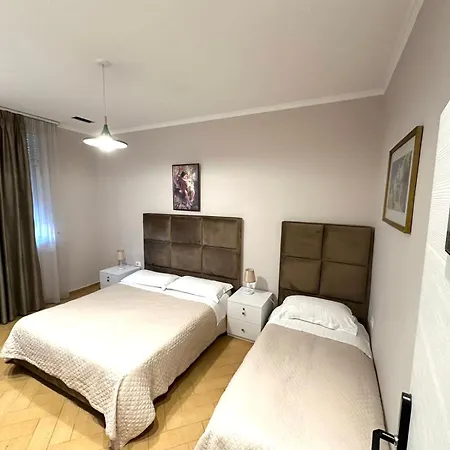 Nobel Center מלון 3*