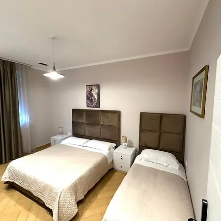 Nobel Center Hotel 3*