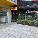 Nobel Center 3*