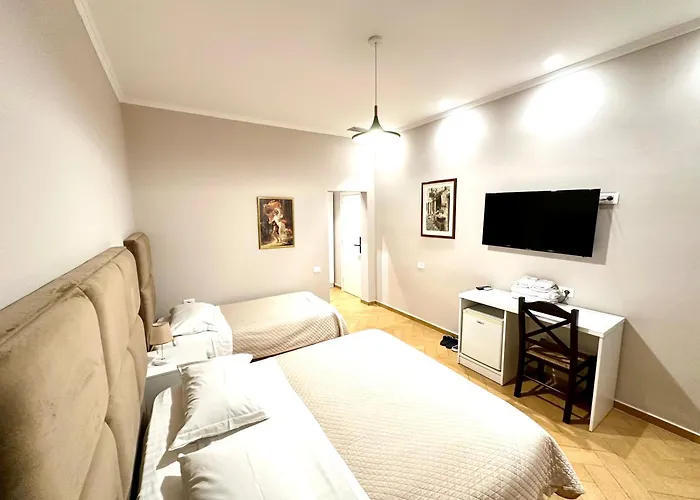 Nobel Center 3* Tirana