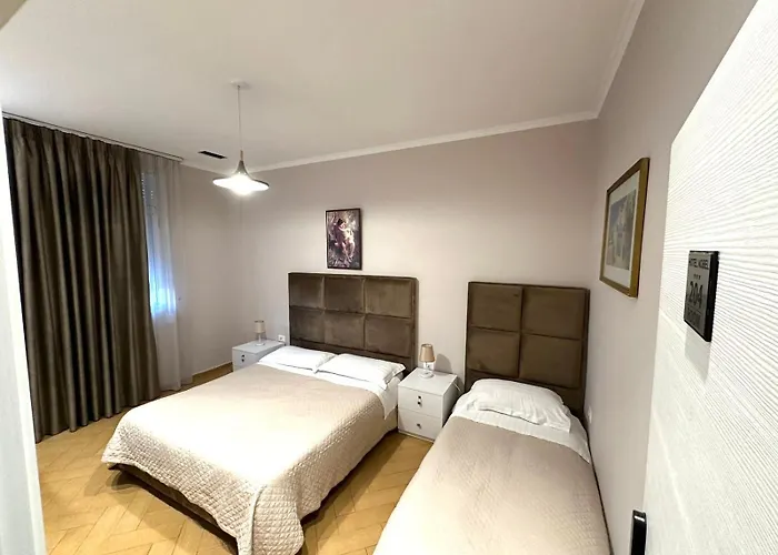 Nobel Center Hotel 3*